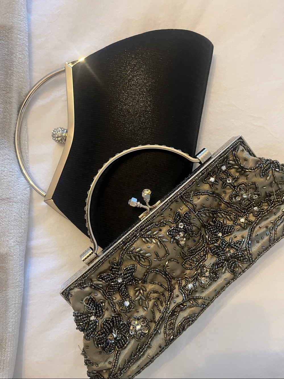 Elegant Beaded Evening Clutch